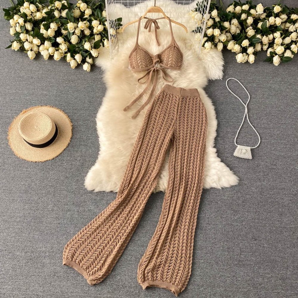 Ladies beach suit